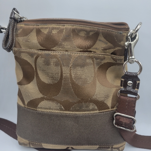 Coach sling bag with wallet - Picture 5 of 13
